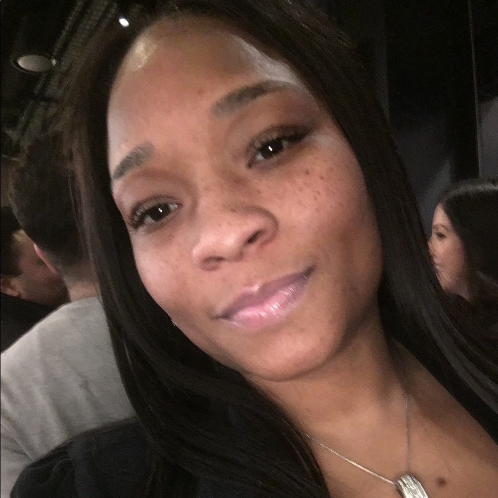 Meet your Posher, Maria